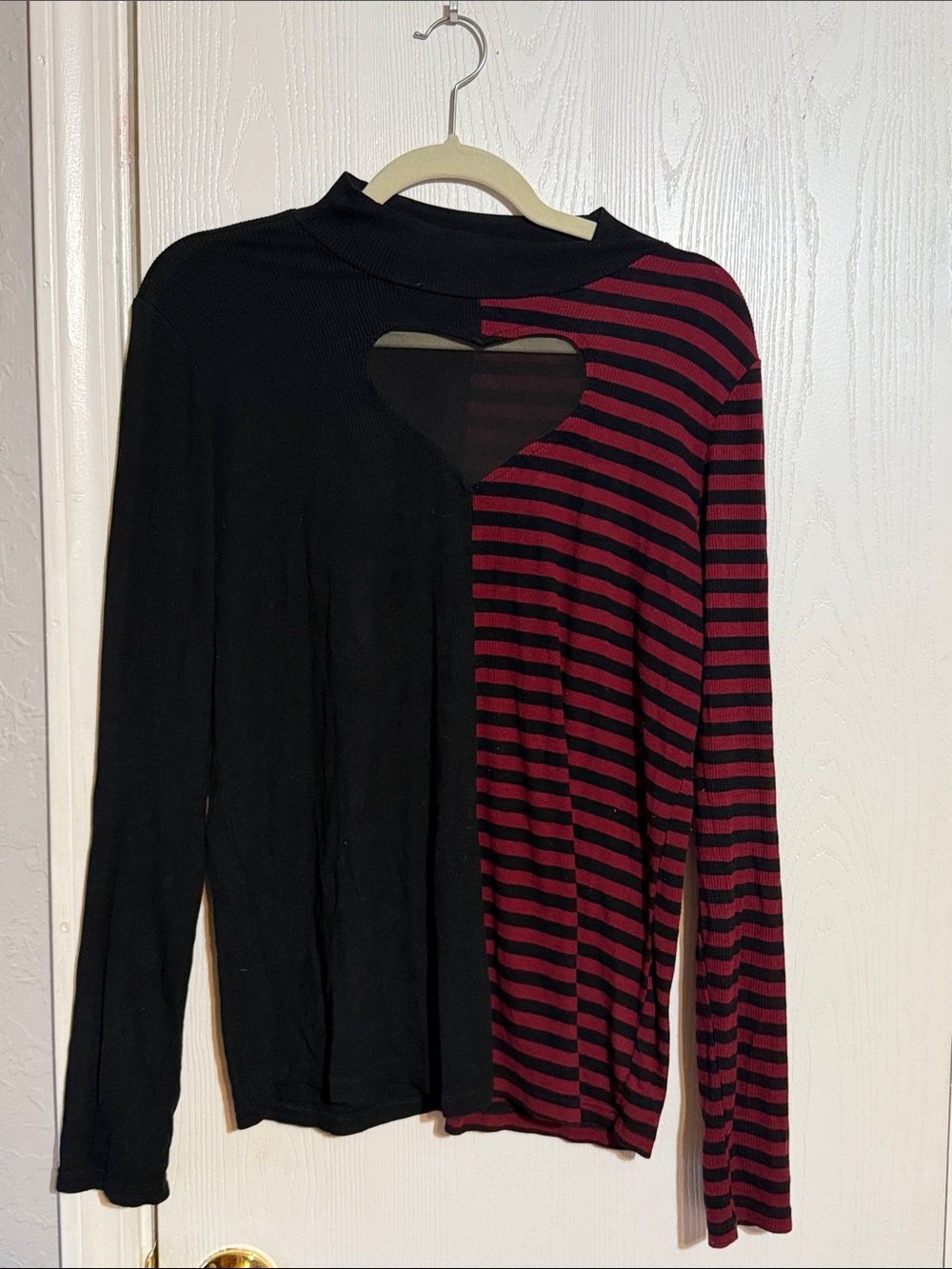 Striped Heart Cutout Long Sleeve Top in Black and Burgundy